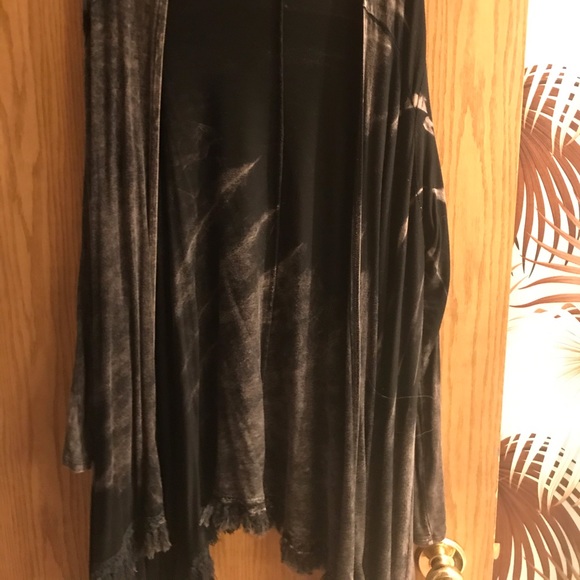 Acid wash long cardigan - Picture 2 of 3